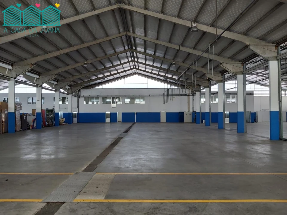 Armazém para Arrendamento em Travassô e Óis da Ribeira Foto 18