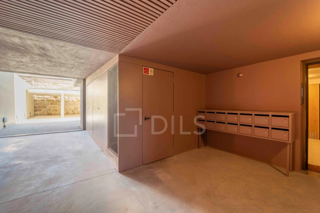 Apartamento T2 para Venda em Cedofeita, Santo Ildefonso, Sé, Miragaia, São Nicolau e Vitória Foto 29