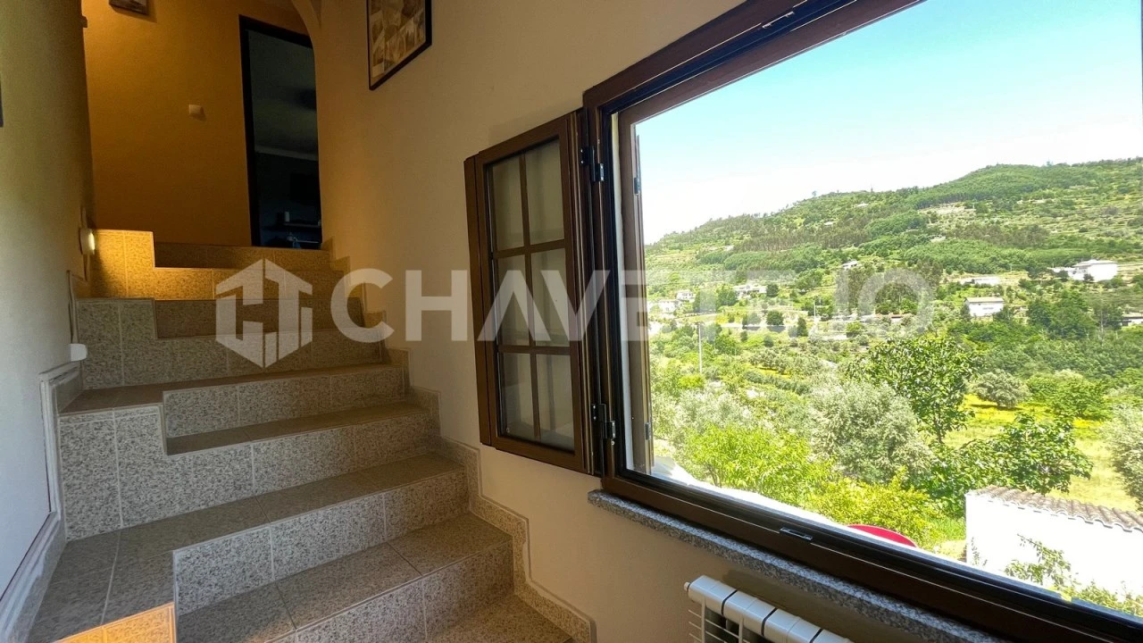 Quinta T6 para Venda em Avo Foto 16