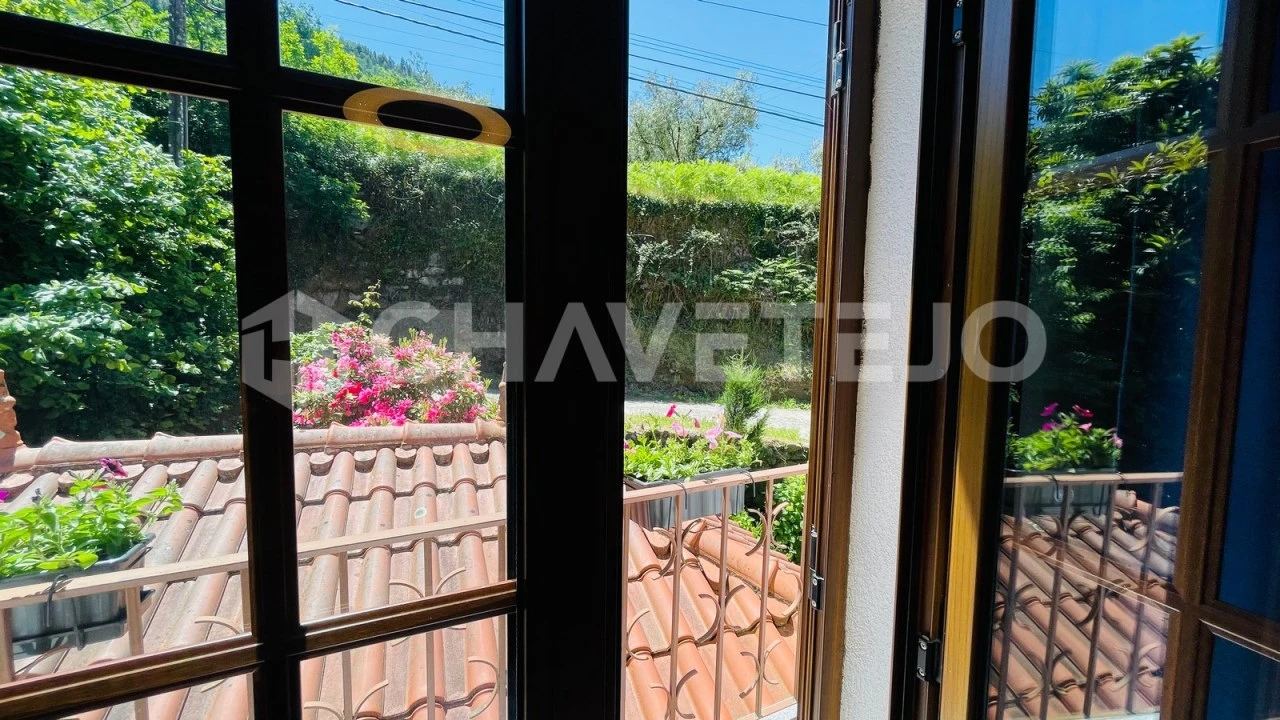 Quinta T6 para Venda em Avo Foto 23