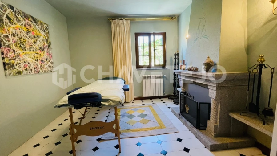 Quinta T6 para Venda em Avo Foto 14