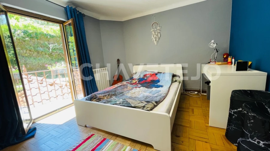 Quinta T6 para Venda em Avo Foto 24