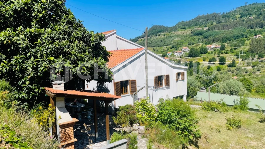 Quinta T6 para Venda em Avo Foto 51