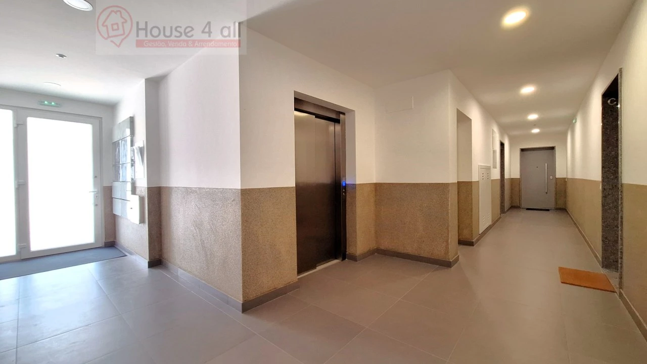 Apartamento T2 para Venda em Atouguia da Baleia Foto 14