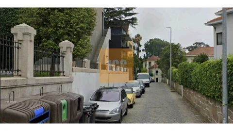 Apartamento T3 para Venda em Lordelo do Ouro e Massarelos