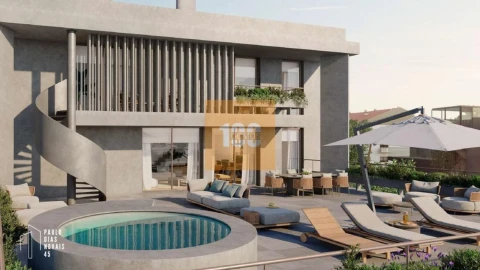 Apartamento T4 para Venda em Lordelo do Ouro e Massarelos