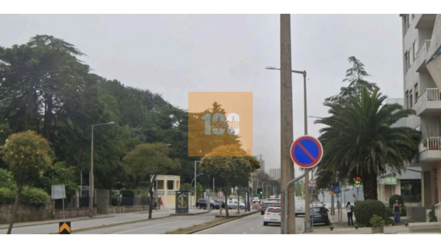 Apartamento T4 para Venda em Lordelo do Ouro e Massarelos Foto 24