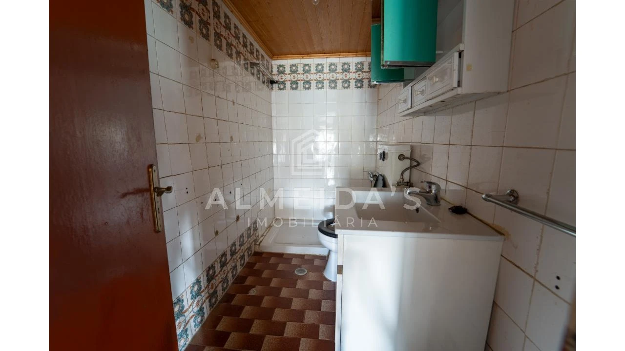 Moradia T2 para Venda em Bornes de Aguiar Foto 4