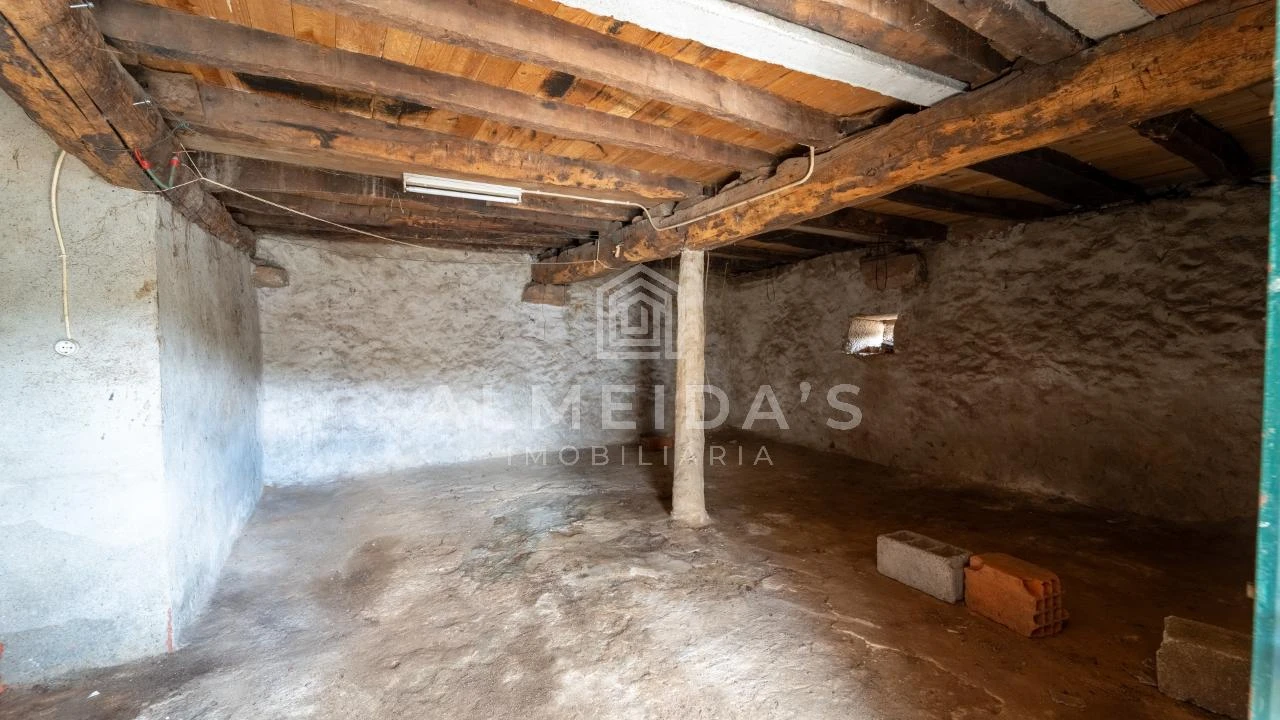 Moradia T2 para Venda em Bornes de Aguiar Foto 7