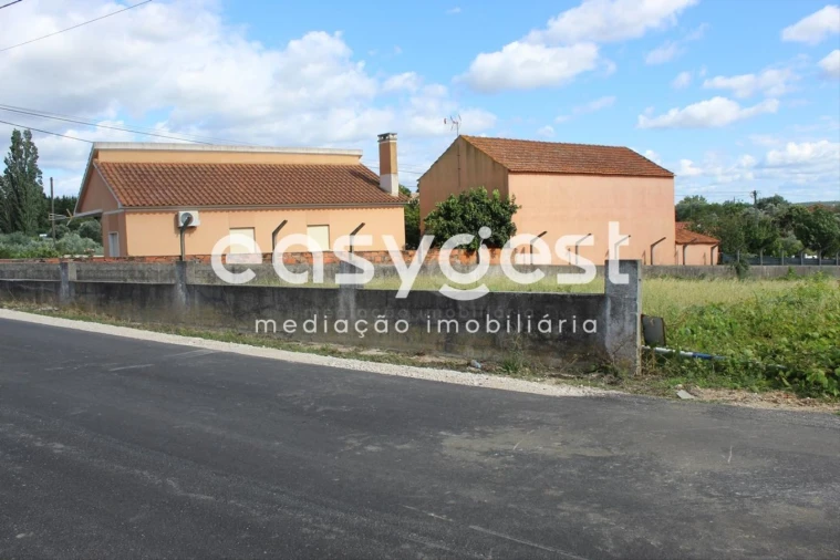 Terreno para Venda em São João Baptista e Santa Maria dos Olivais Foto 13