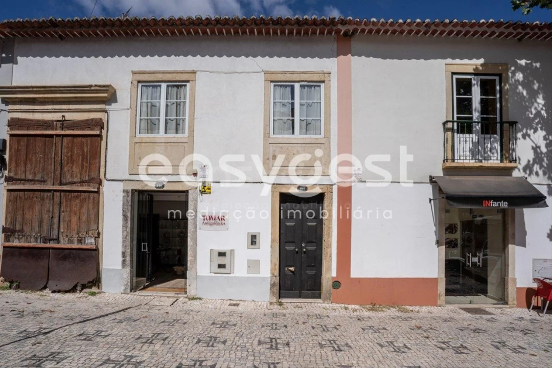 Apartamento T3 para Venda em São João Baptista e Santa Maria dos Olivais Foto 1