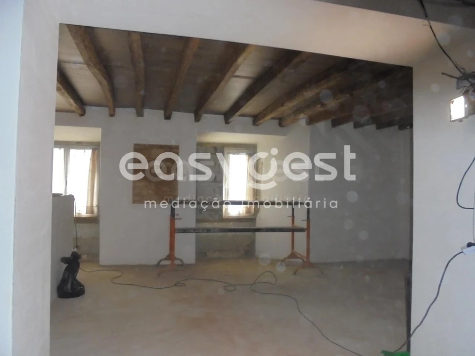 Apartamento T3 para Venda em São João Baptista e Santa Maria dos Olivais Foto 3