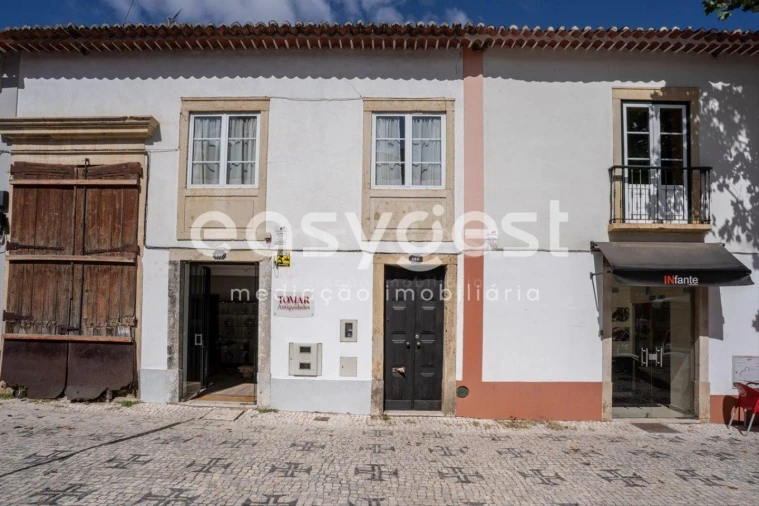 Apartamento T3 para Venda em São João Baptista e Santa Maria dos Olivais Foto 1