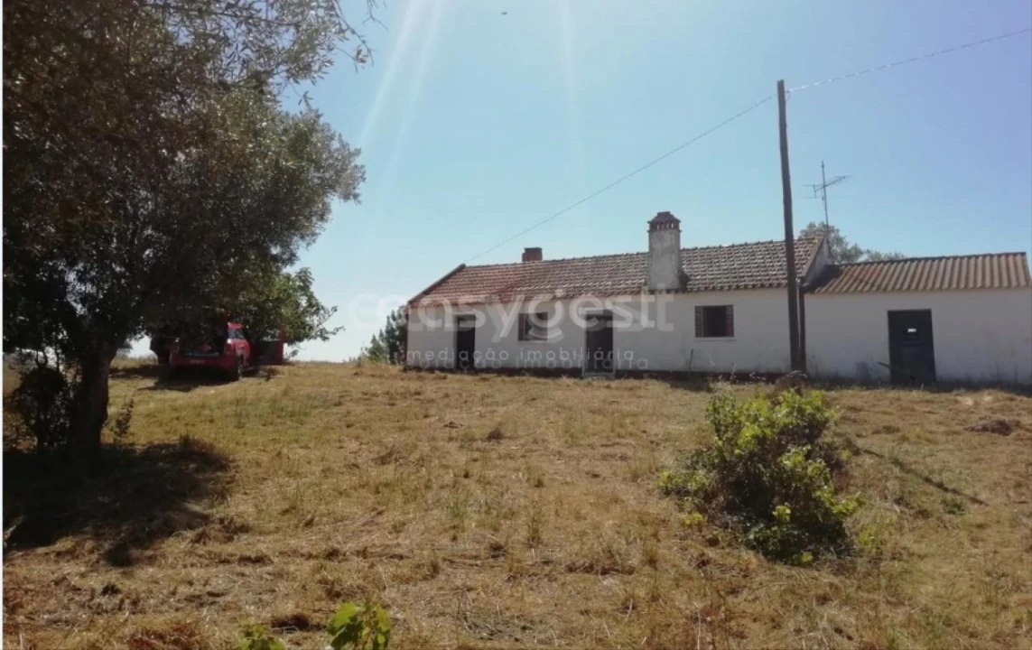 Quinta T4 para Venda em São Domingos e Vale de Água Foto 1
