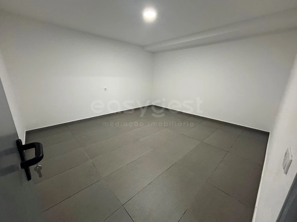 Moradia T3 para Venda em Gambia-Pontes-Alto da Guerra Foto 30