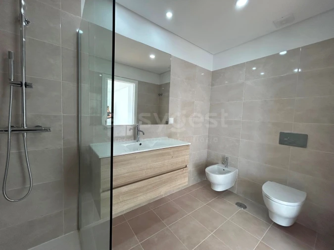 Moradia T3 para Venda em Gambia-Pontes-Alto da Guerra Foto 3