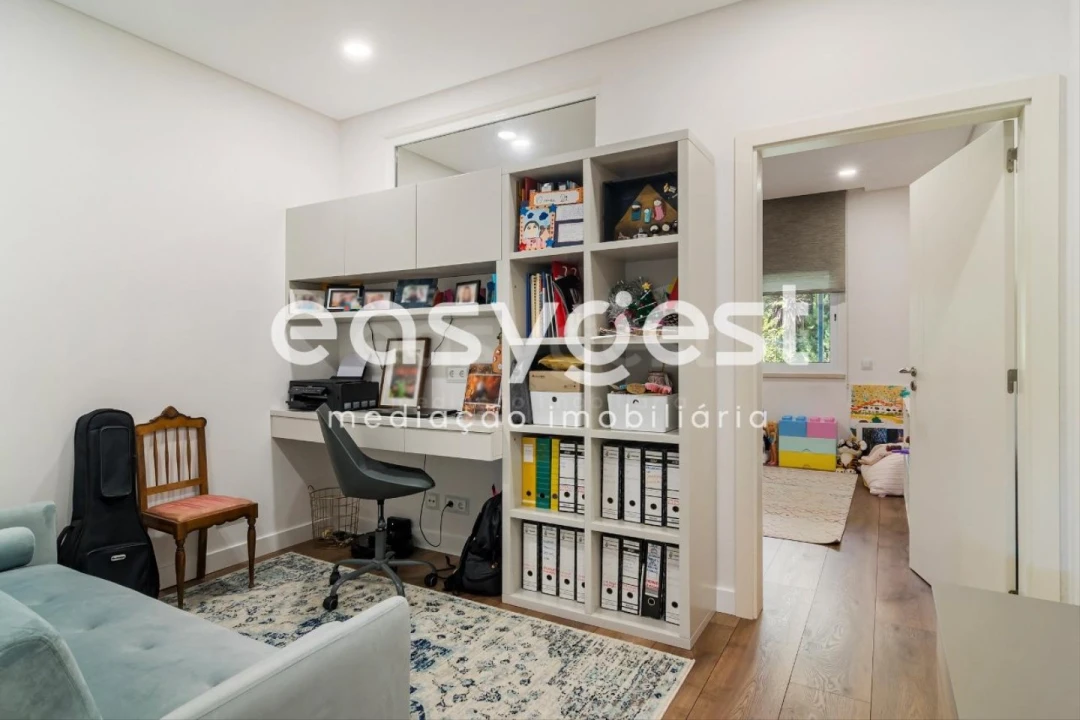 Moradia T4 para Venda em Quinta do Anjo Foto 16