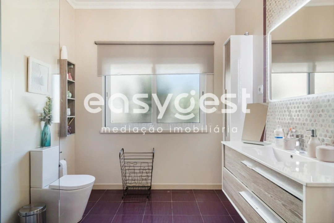 Moradia T4 para Venda em Quinta do Anjo Foto 19