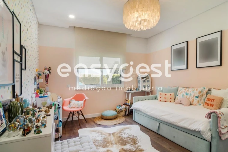 Moradia T4 para Venda em Quinta do Anjo Foto 15