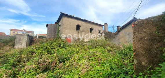 Moradia T4 para Venda em Mafamude e Vilar do Paraíso