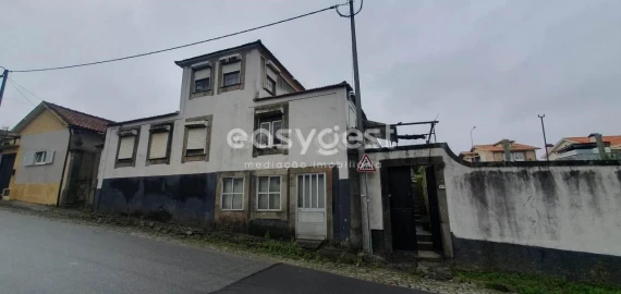 Moradia T6 para Venda em Mafamude e Vilar do Paraíso