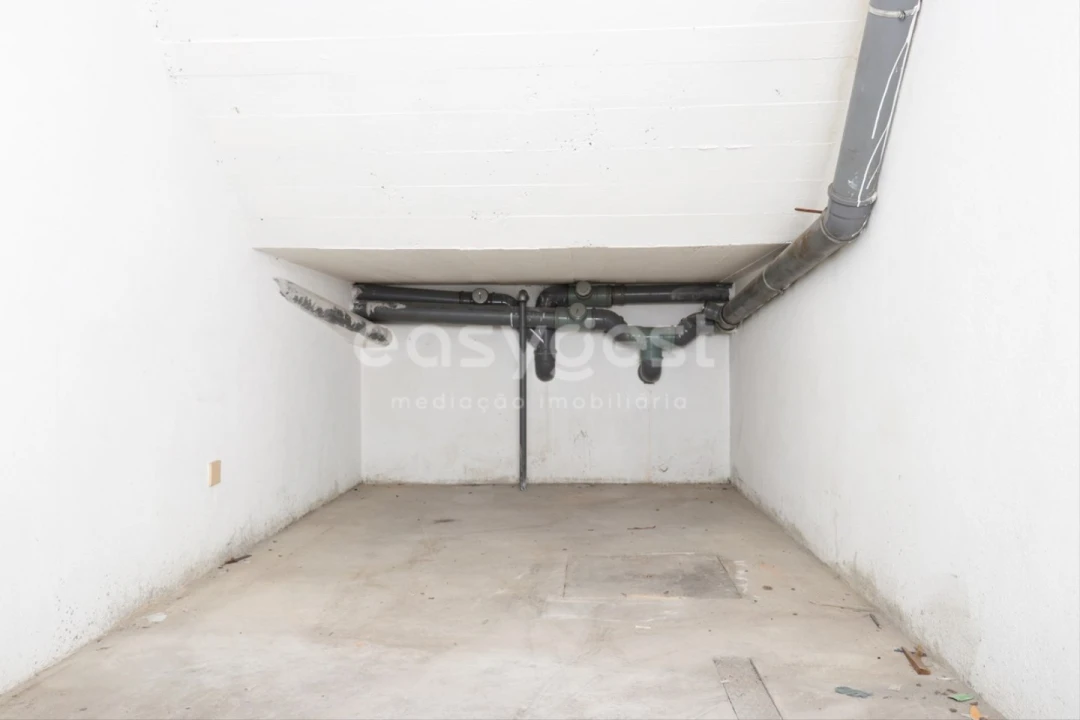 Garagem para Venda em União das Freguesias de Setúbal Foto 5