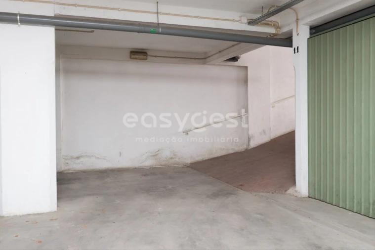 Garagem para Venda em União das Freguesias de Setúbal Foto 16