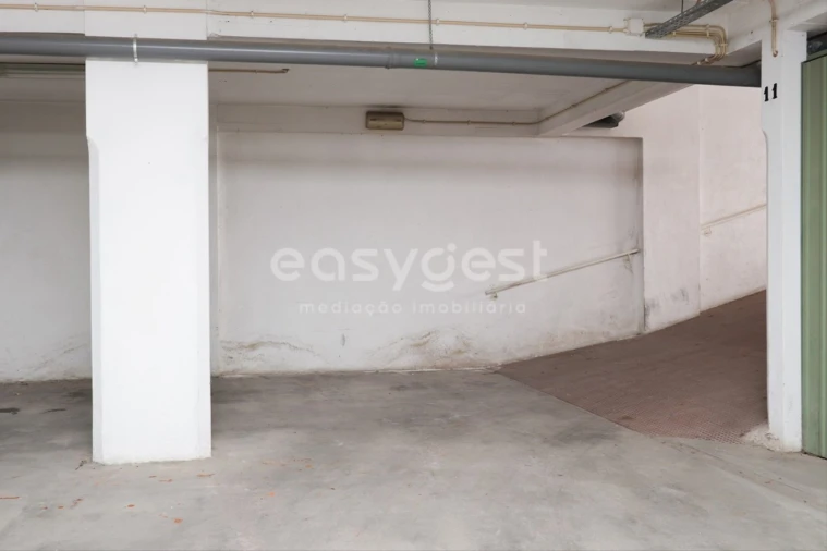 Garagem para Venda em União das Freguesias de Setúbal Foto 17
