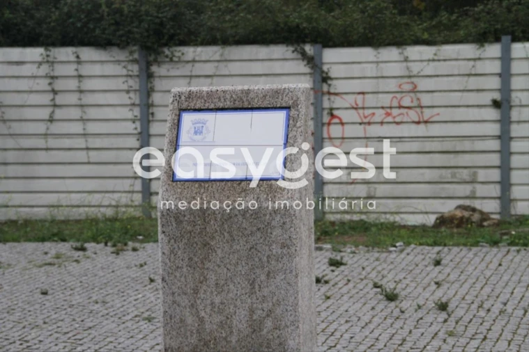 Terreno P/ Prédio para Venda em Viseu Foto 6