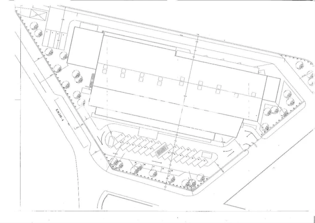 Armazém para Venda em Rio de Mouro Foto 8