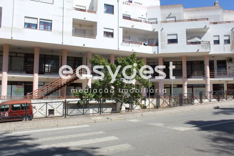 Loja para Venda em Santiago do Cacém, Santa Cruz e São Bartolomeu da Serra Foto 7