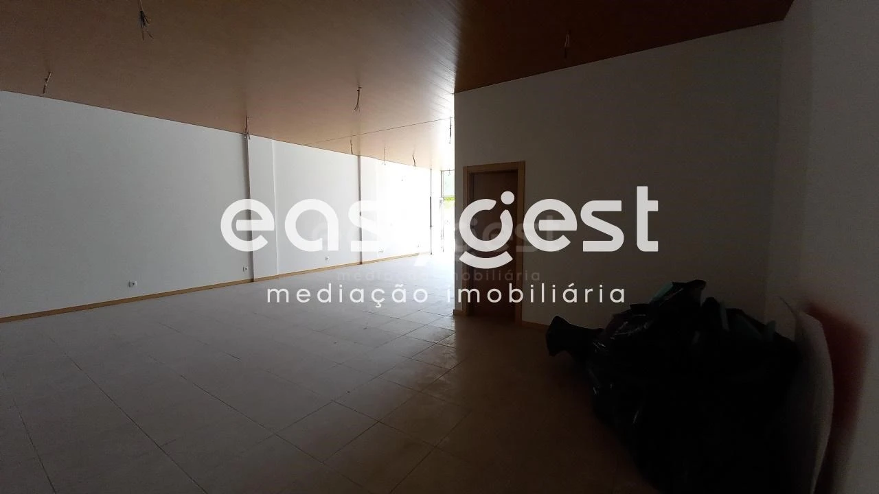 Loja para Venda em Viseu Foto 3