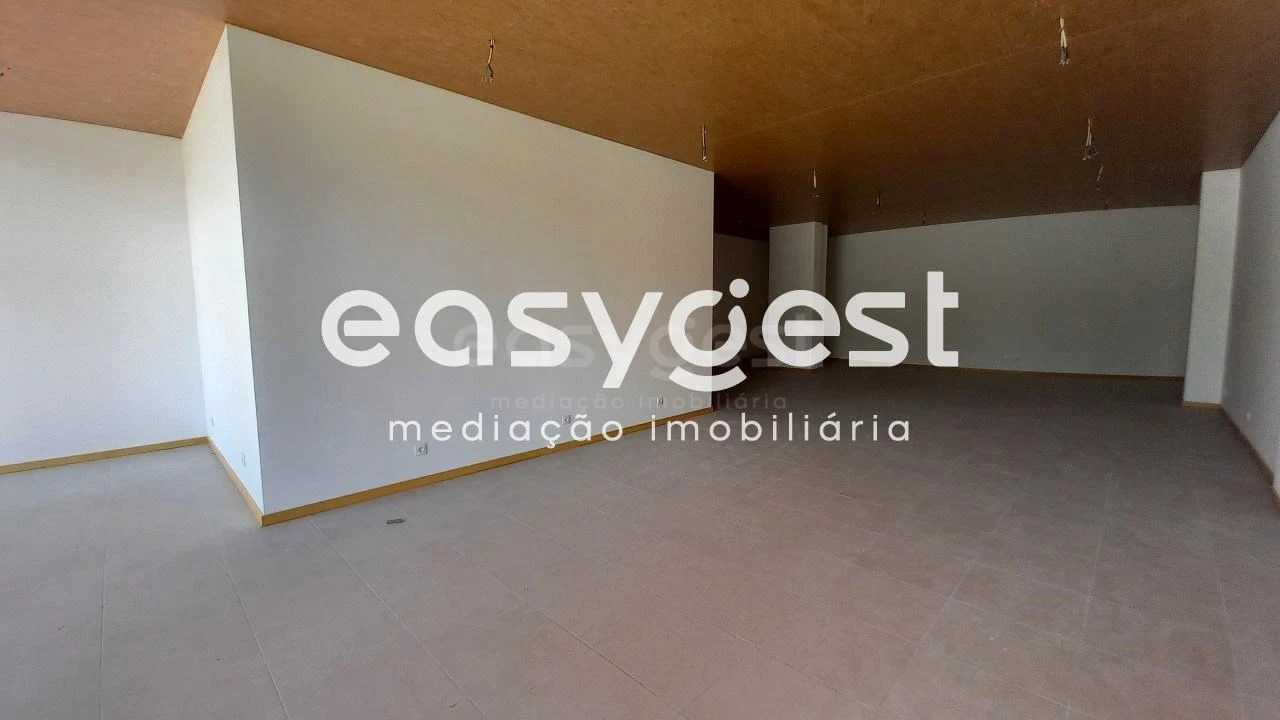 Loja para Venda em Viseu Foto 7