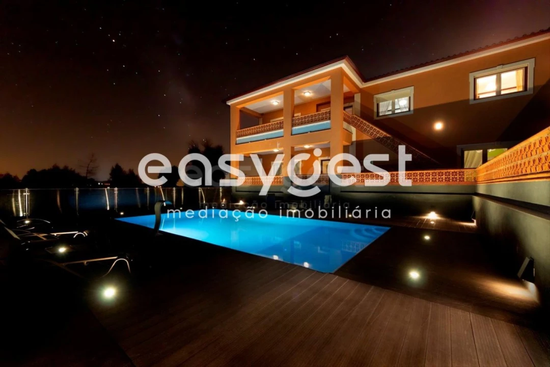 Moradia T4 para Venda em Serra e Junceira Foto 3