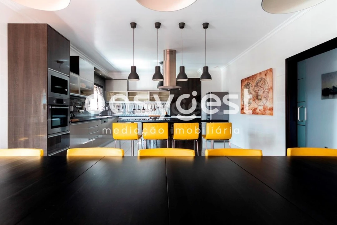 Moradia T4 para Venda em Serra e Junceira Foto 18