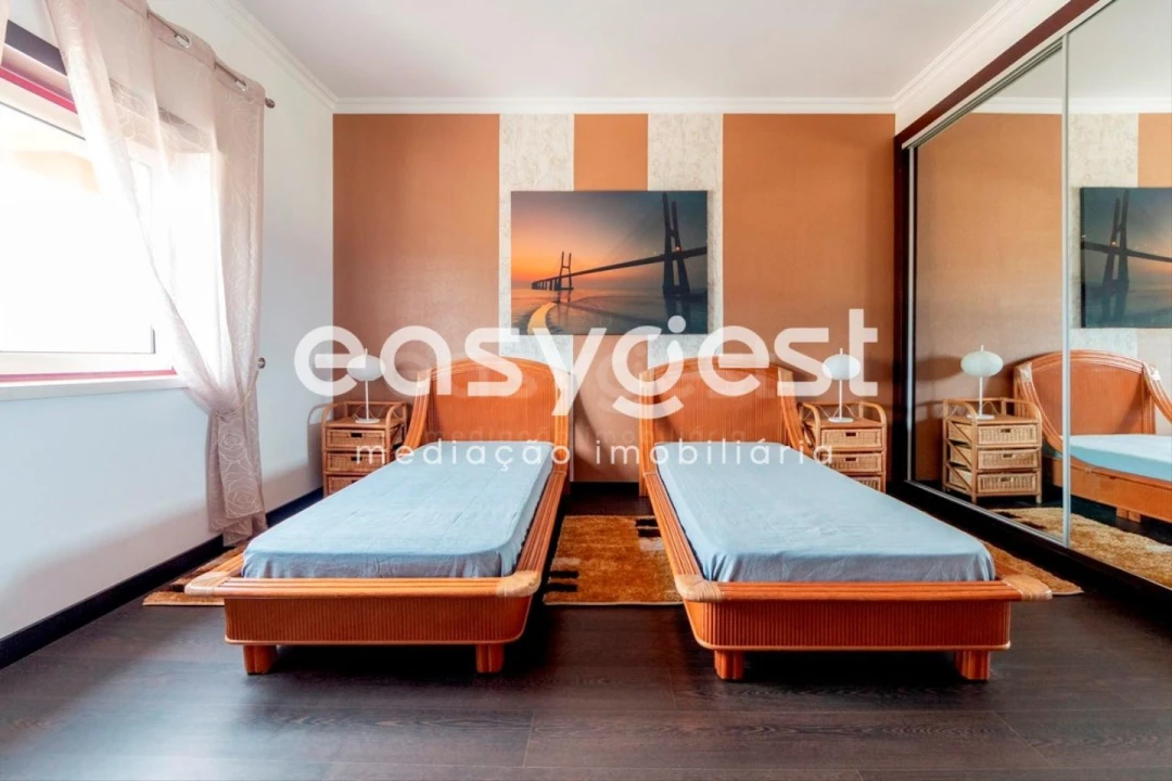 Moradia T4 para Venda em Serra e Junceira Foto 27