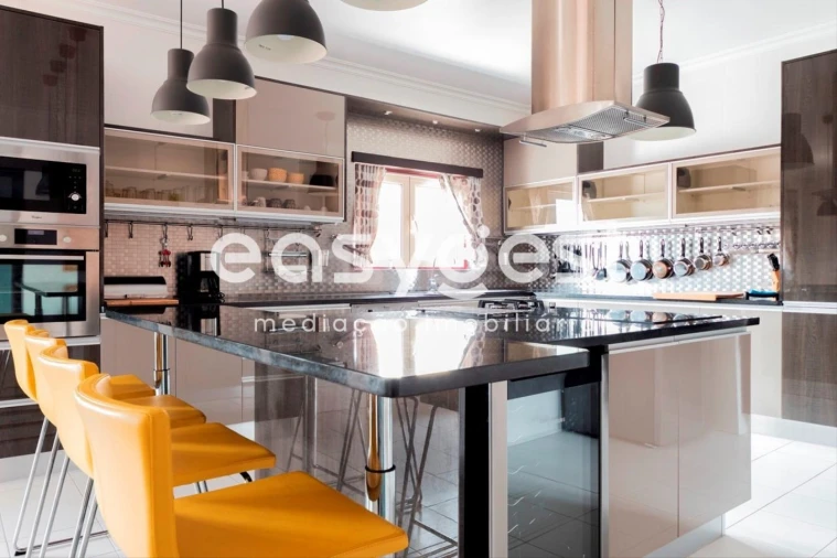 Moradia T4 para Venda em Serra e Junceira Foto 20