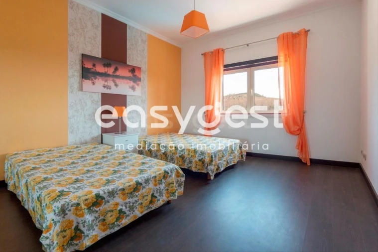 Moradia T4 para Venda em Serra e Junceira Foto 28