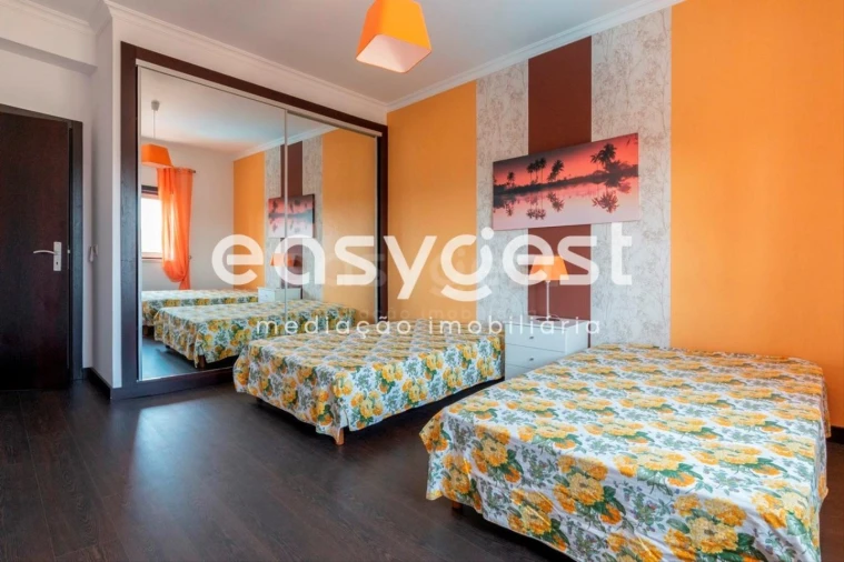 Moradia T4 para Venda em Serra e Junceira Foto 29