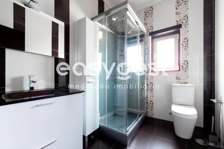 Moradia T4 para Venda em Serra e Junceira Foto 30