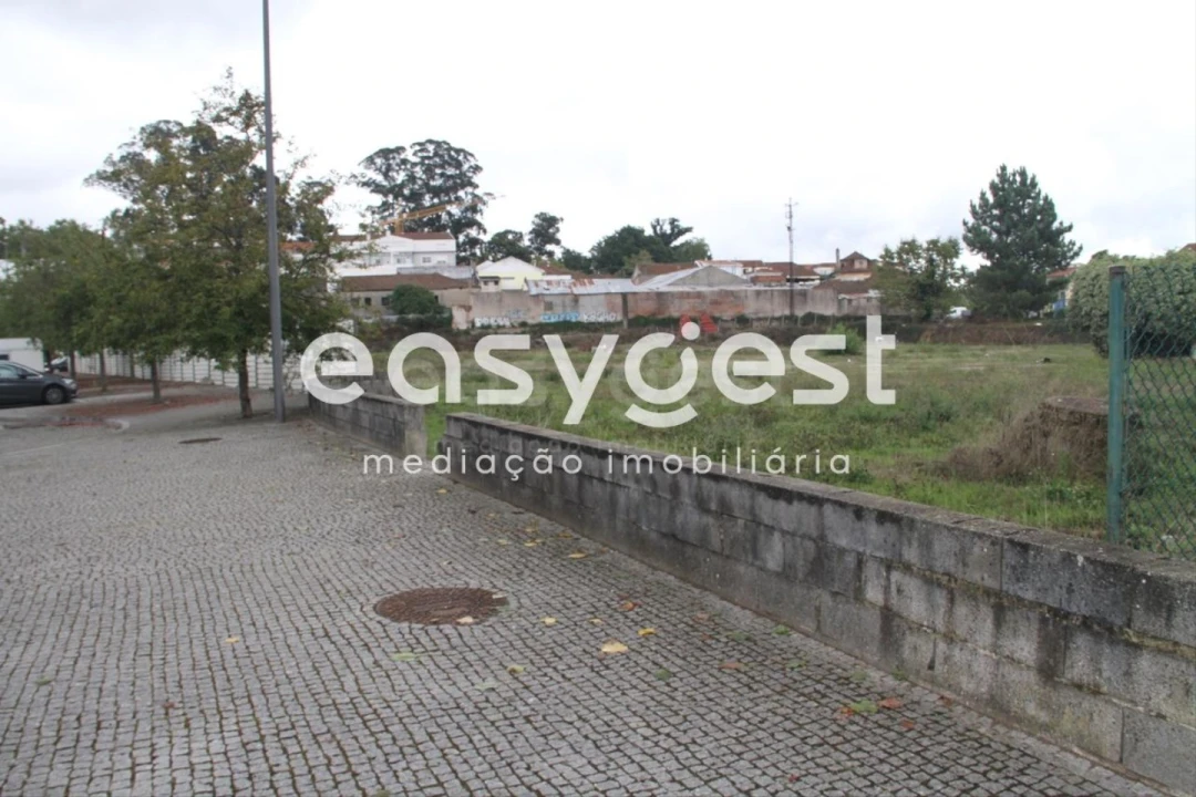 Terreno P/ Prédio para Venda em Viseu Foto 14