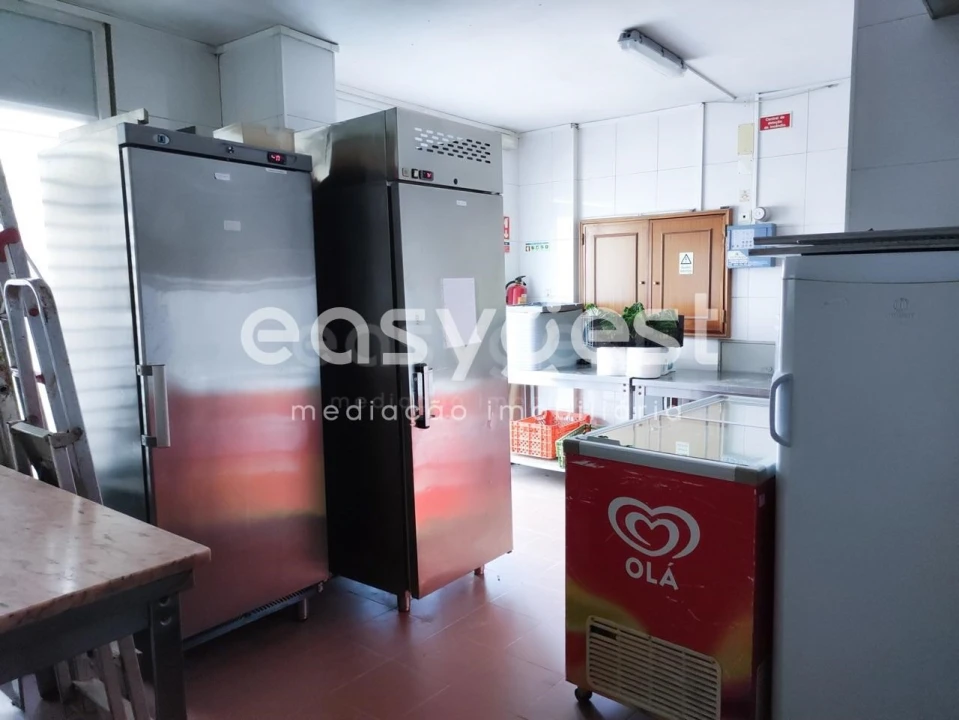 Loja para Venda em Ramada e Caneças Foto 16