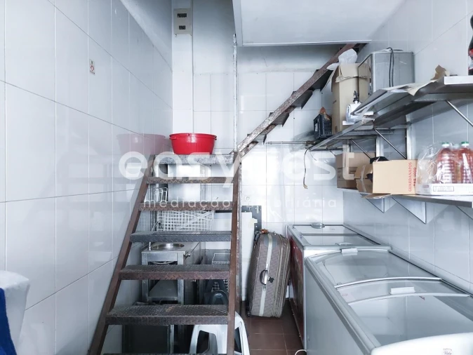 Loja para Venda em Ramada e Caneças Foto 15