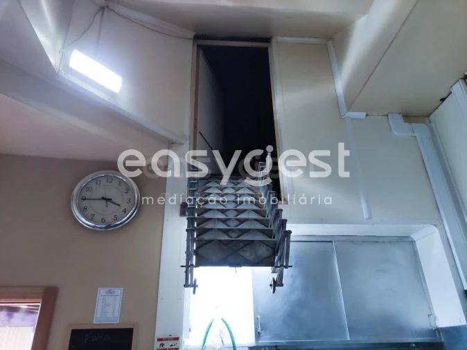 Loja para Venda em Ramada e Caneças Foto 17