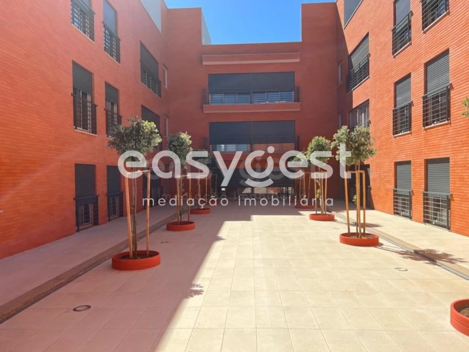 Apartamento T2 para Venda em Marvila Foto 2