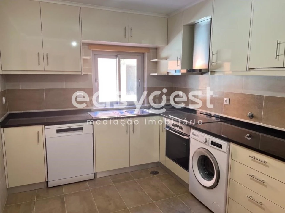 Apartamento T2 para Venda em Marvila Foto 5