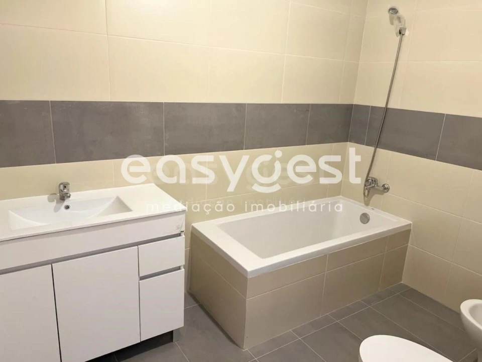 Apartamento T1 para Venda em Marvila Foto 6