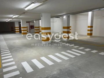 Apartamento T1 para Venda em Marvila