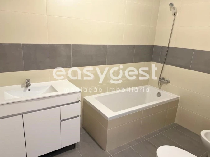 Apartamento T1 para Venda em Marvila Foto 6