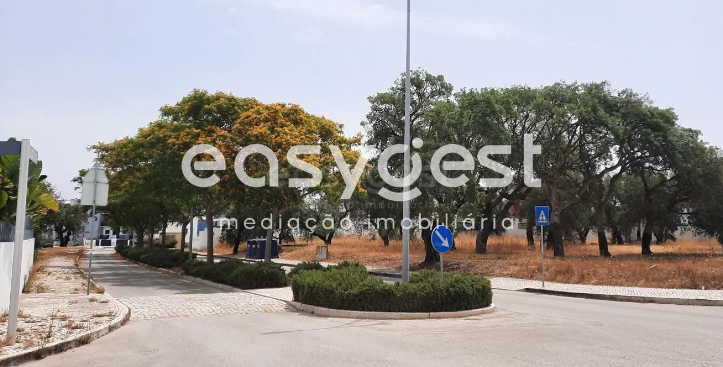 Moradia T3 para Venda em Alcochete Foto 7